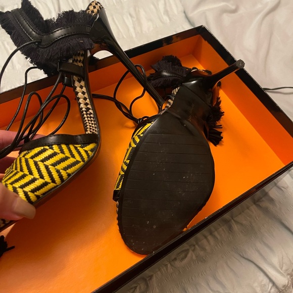 Sandals from Zara , European size 38,usa 7.5 size.I use it just one time, - Picture 3 of 4